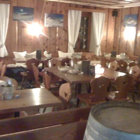 Riederfurka Albergue *